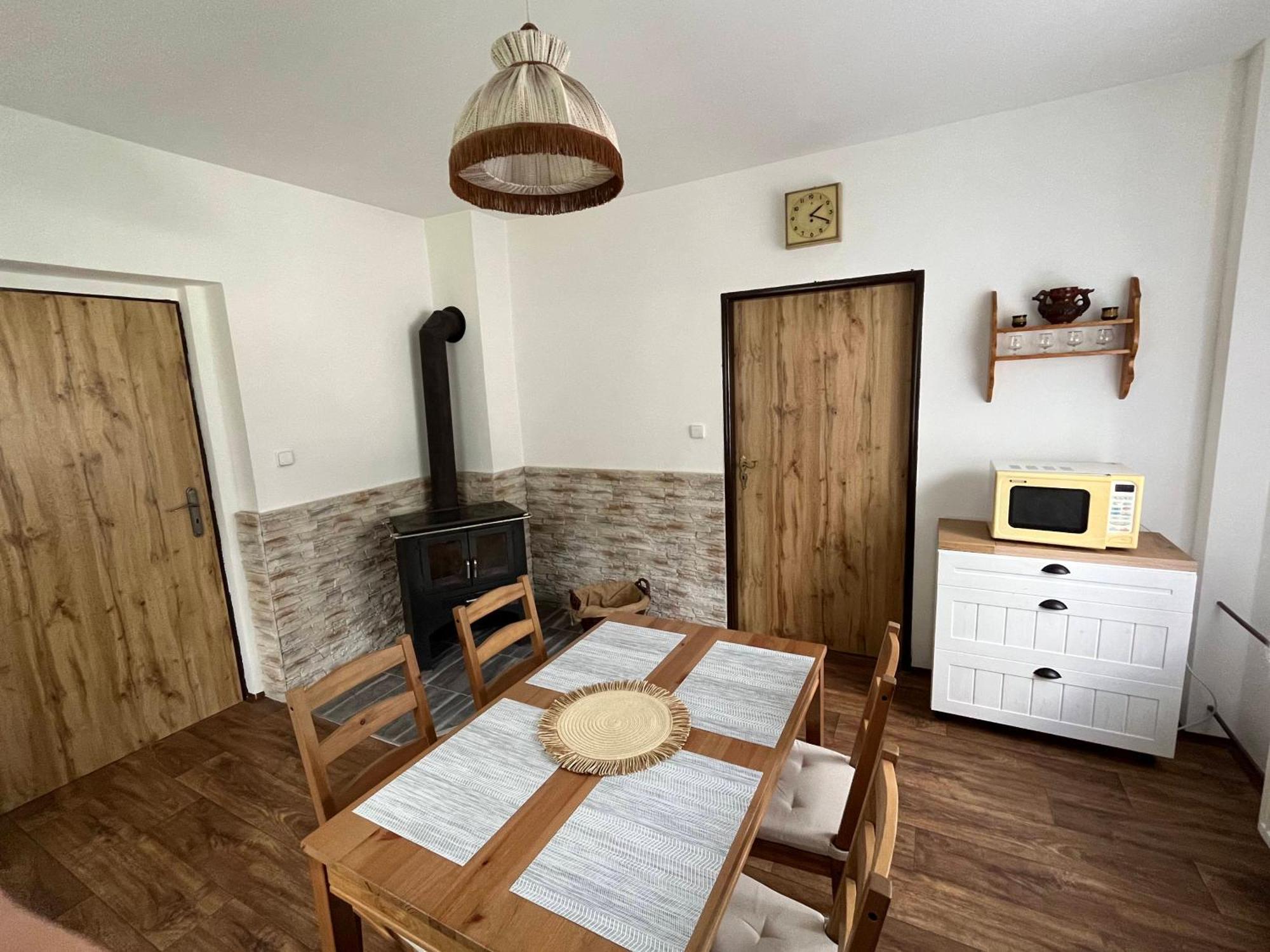 Apartman Pod Sjezdovkou Apartment Český Jiřetín Bagian luar foto